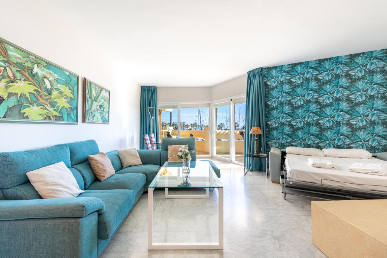 Wintowinrentals Luxury And Sea View Inside Puerto Marina Benalmadena Luaran gambar