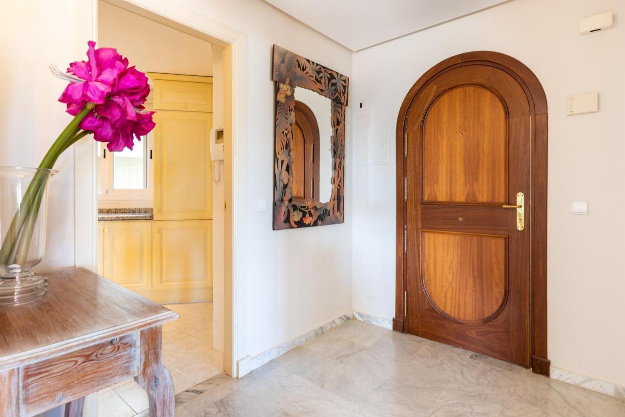 Wintowinrentals Luxury And Sea View Inside Puerto Marina Benalmadena Luaran gambar