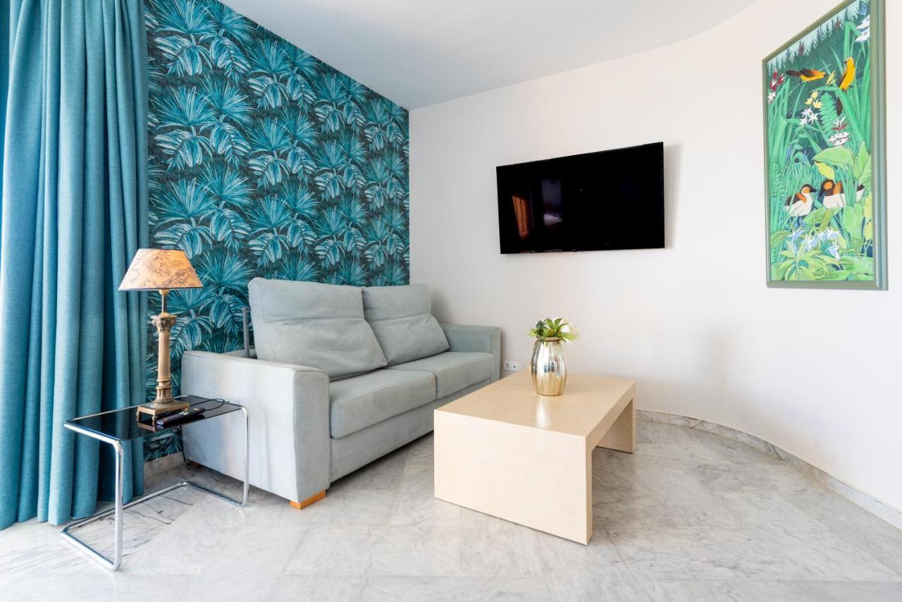 Wintowinrentals Luxury And Sea View Inside Puerto Marina Benalmadena Luaran gambar