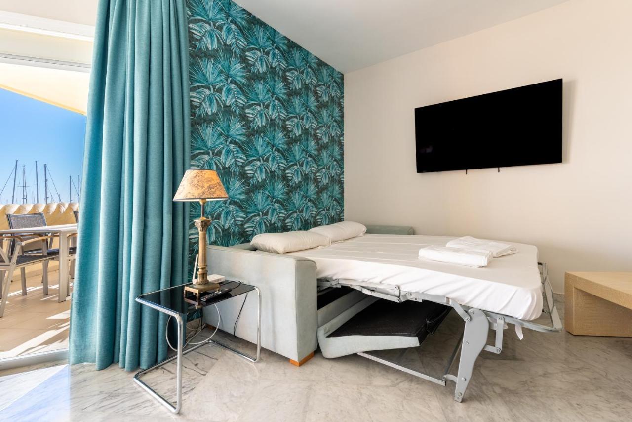 Wintowinrentals Luxury And Sea View Inside Puerto Marina Benalmadena Luaran gambar