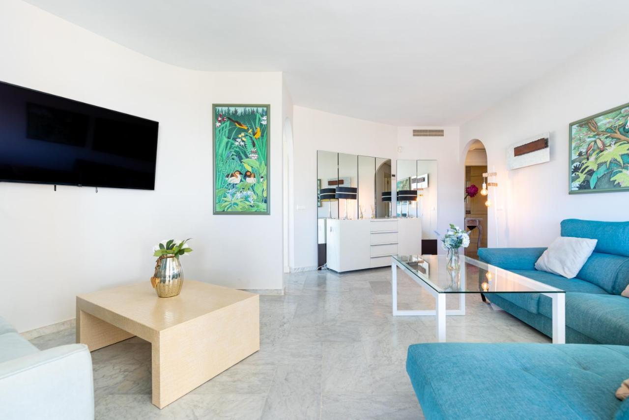 Wintowinrentals Luxury And Sea View Inside Puerto Marina Benalmadena Luaran gambar