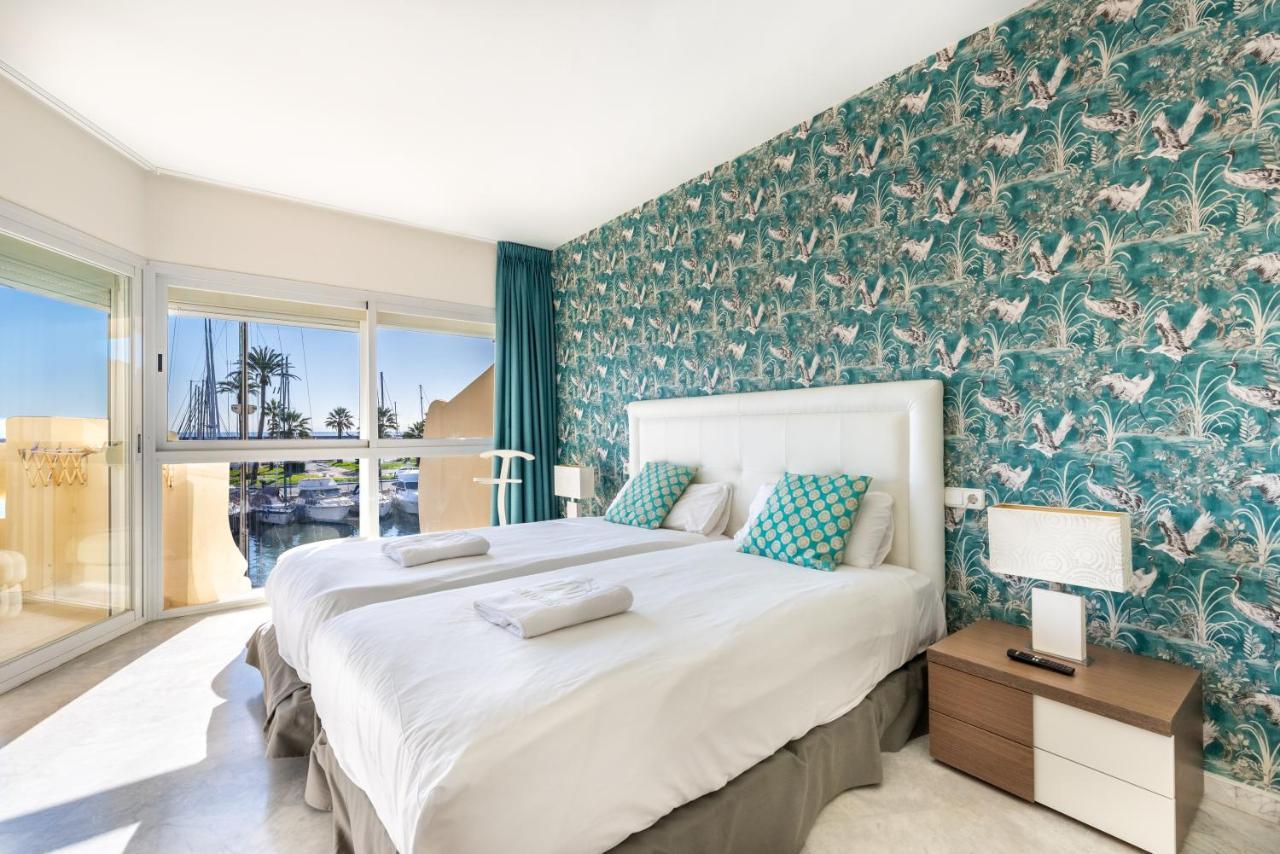 Wintowinrentals Luxury And Sea View Inside Puerto Marina Benalmadena Luaran gambar