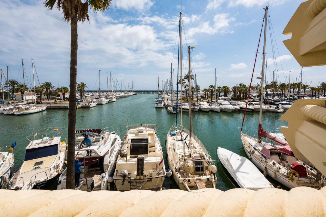 Wintowinrentals Luxury And Sea View Inside Puerto Marina Benalmadena Luaran gambar