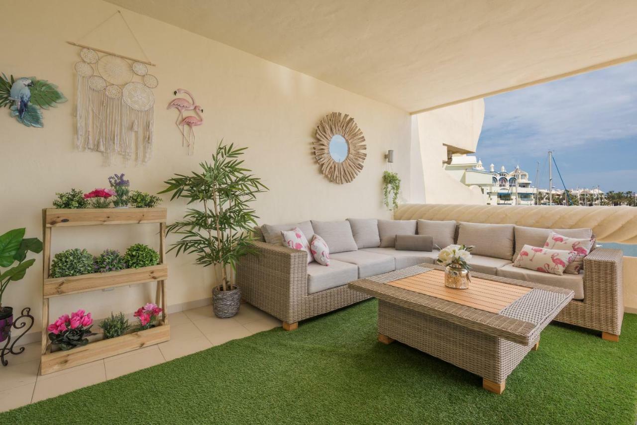 Wintowinrentals Luxury And Sea View Inside Puerto Marina Benalmadena Luaran gambar