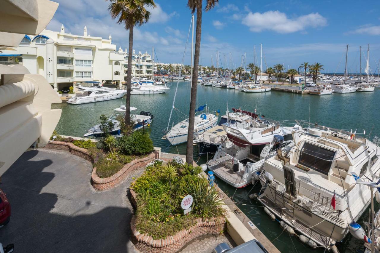 Wintowinrentals Luxury And Sea View Inside Puerto Marina Benalmadena Luaran gambar